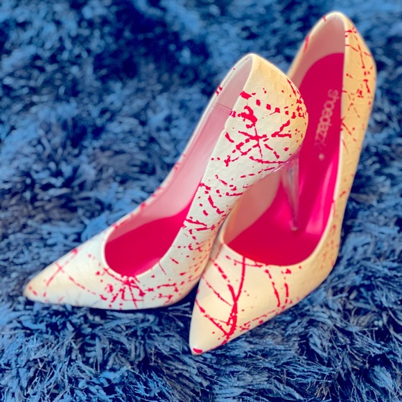 Beautiful white and pink pointy heels - Picture 3 of 3